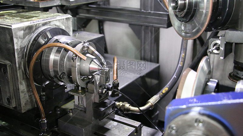 数控机床导轨：种类解析与性能对比